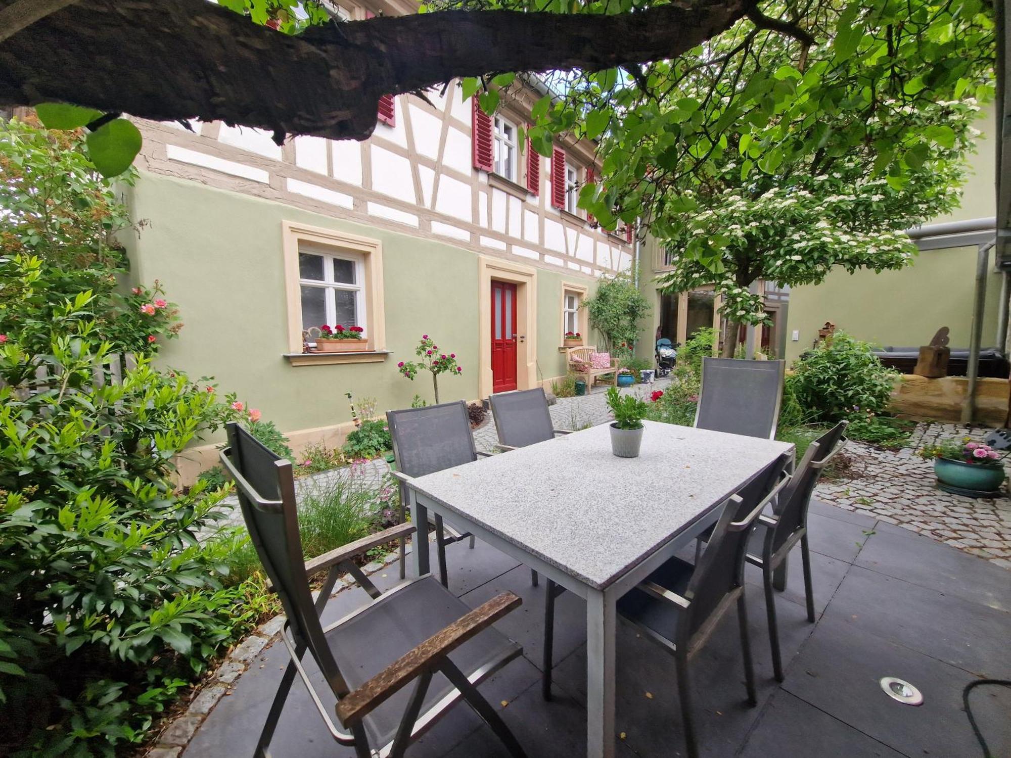 Luisenhof * Geisfeld (Bavaria)